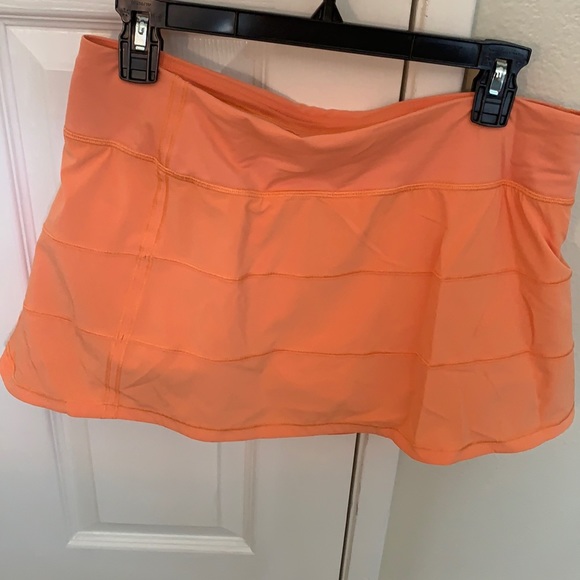 lululemon athletica Dresses & Skirts - Lululemon pace rival mid rise skirt